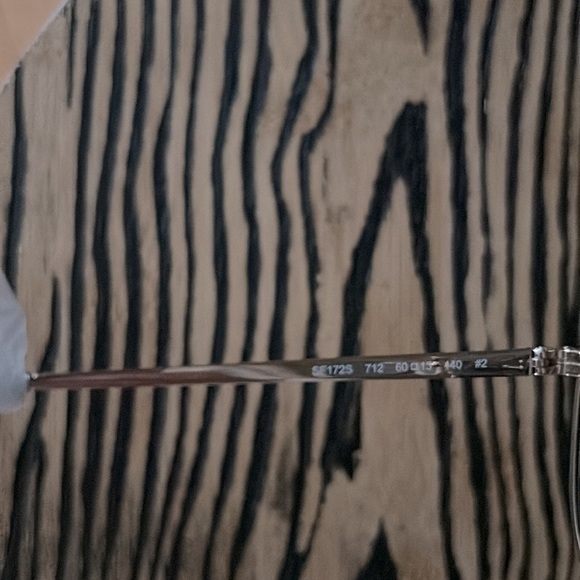 FERRAGAMO Brand new with box & case amazing gray with gold rainbow aviators - Picture 5 of 5